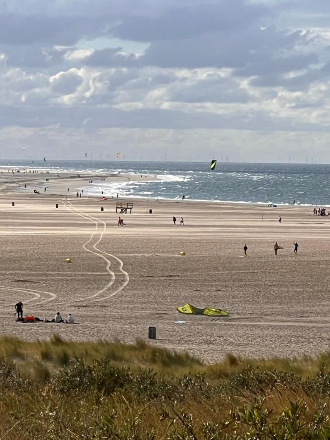 Отель Etoile Aan Zee Враувенполдер Экстерьер фото